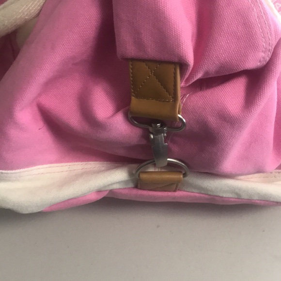 Margaritaville Weekender Messengar Bag - Picture 5 of 9